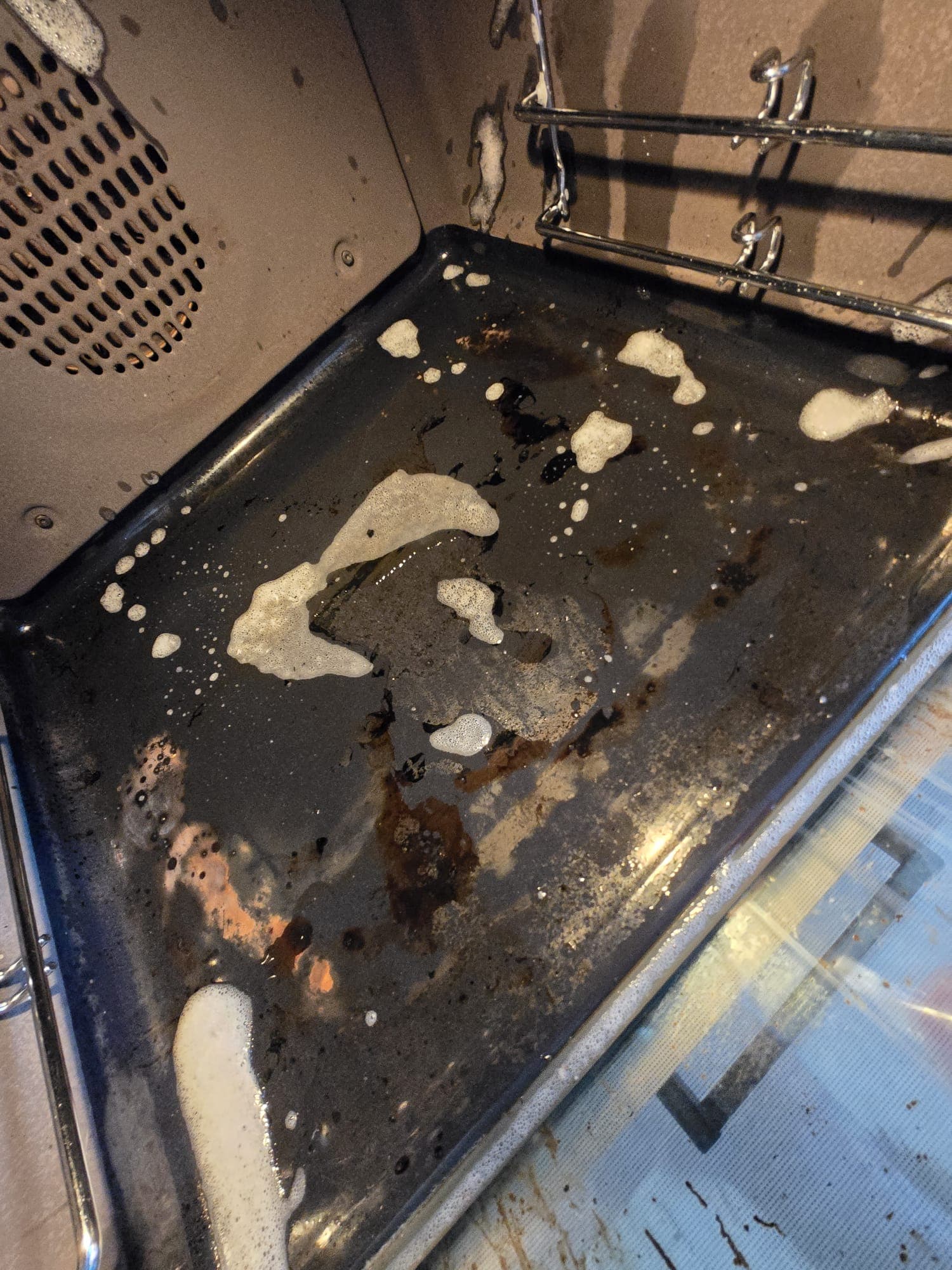 Oven before cleaning