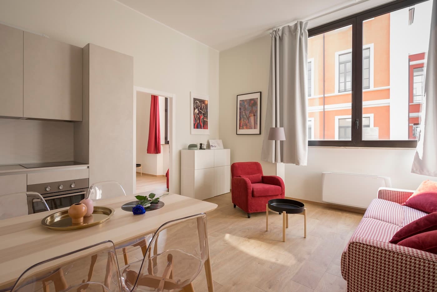 Guest-ready short-let living space