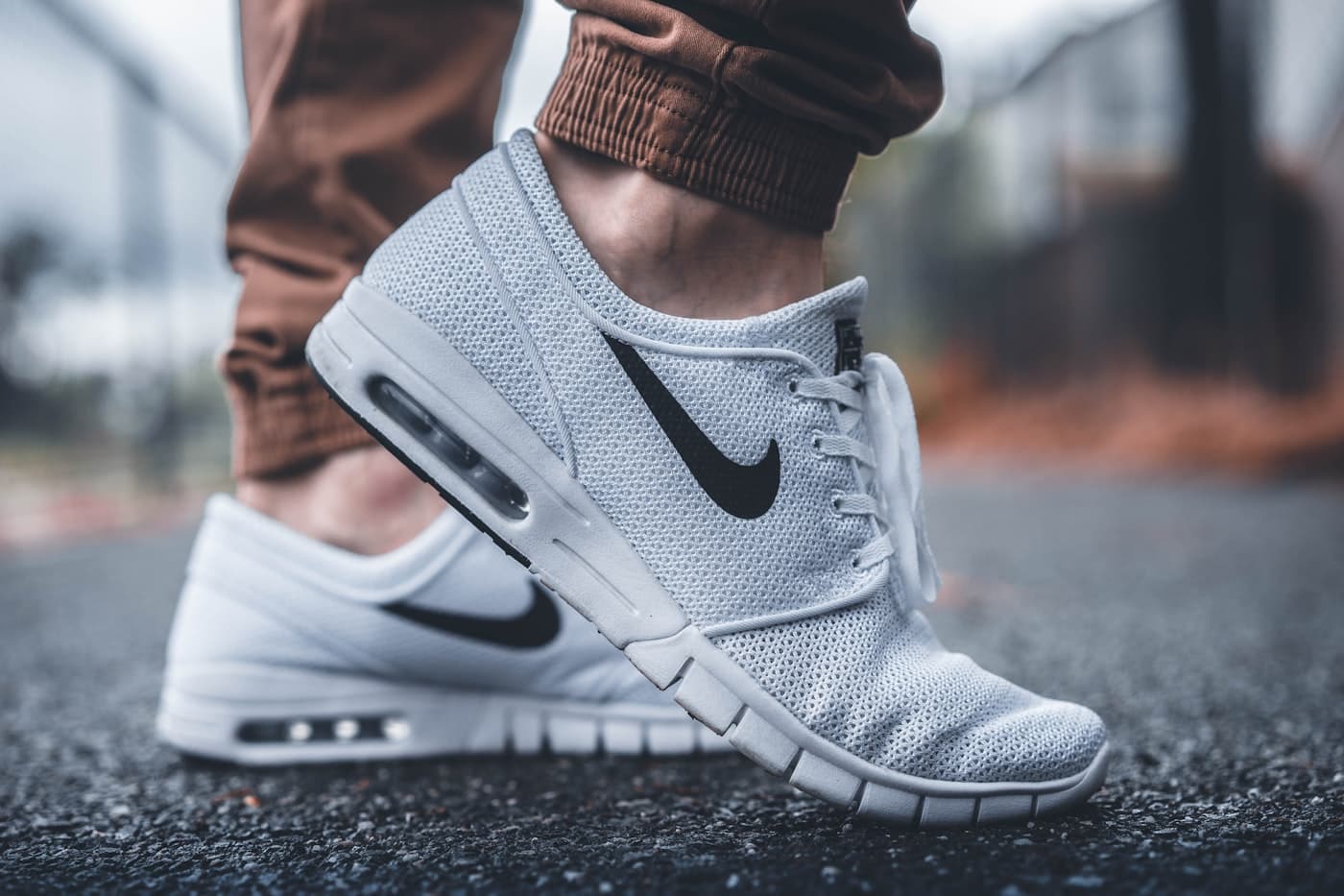 Clean sneakers after specialist footwear care